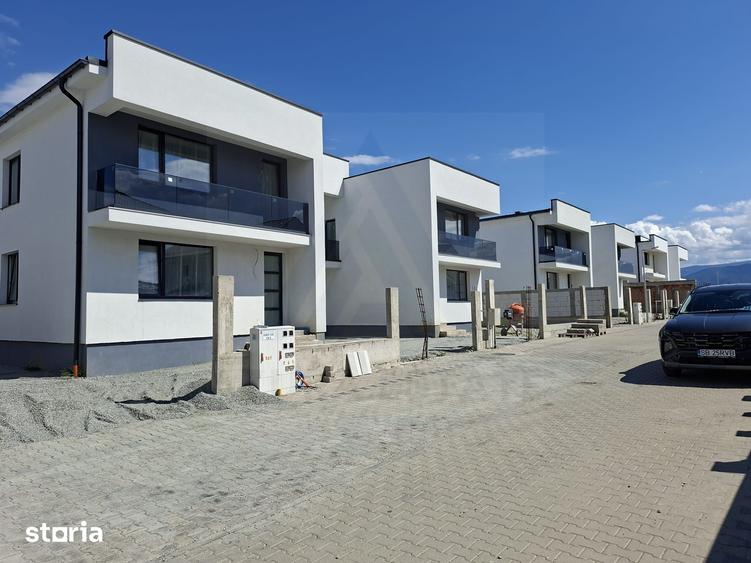 Casă cu 3 camere cu Teren 220 Mp în Central