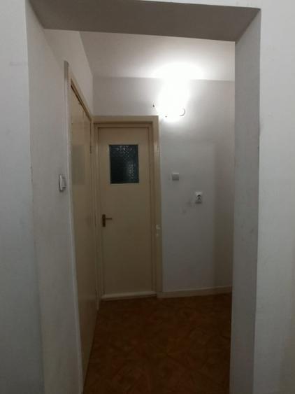 Garsonieră semidecomandată în Central