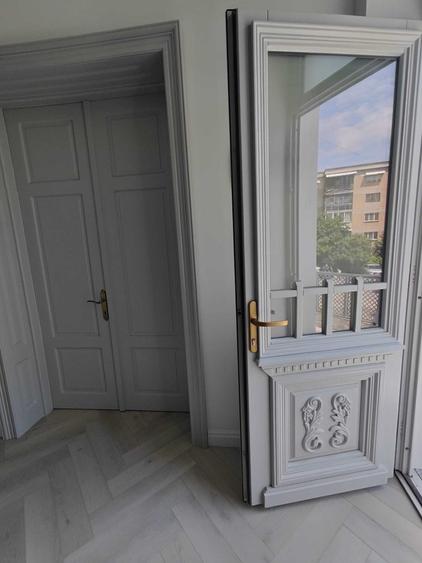 Casă cu 4 camere în Romanești