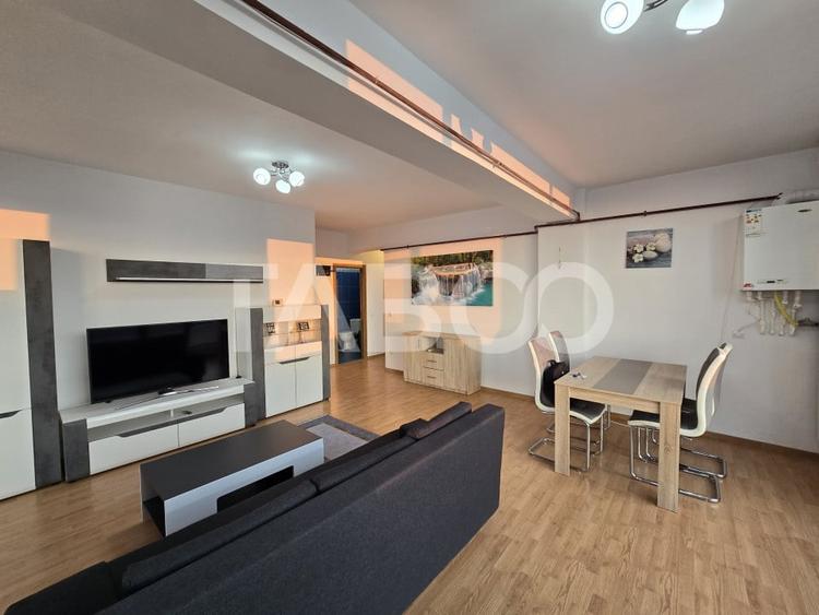 Penthouse cu 3 camere decomandat, mobilat în Mihai Viteazul