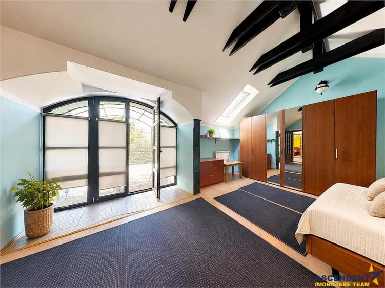 Vila individuala, arhitectura aparte, garaj, terasa, balcon - 10