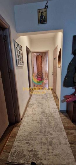 Apartament cu 3 camere decomandat în Berceni