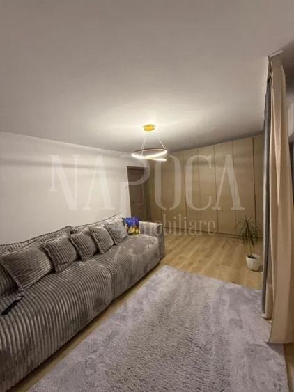 Apartament cu 3 camere decomandat în Zorilor