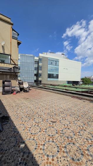 Apartament cu 5 camere în Centrul Istoric