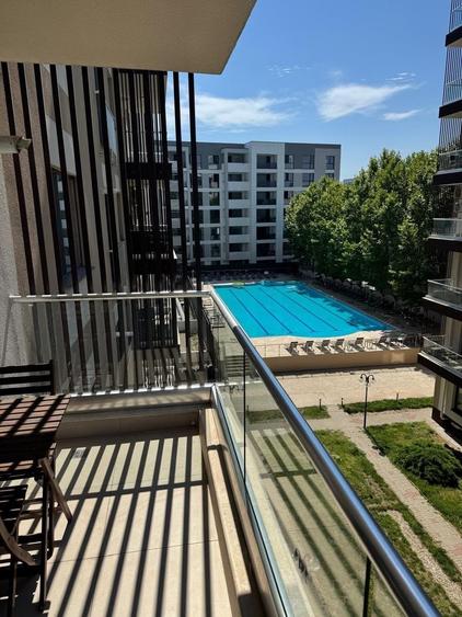 Apartament cu 3 camere decomandat, mobilat în Iancu Nicolae