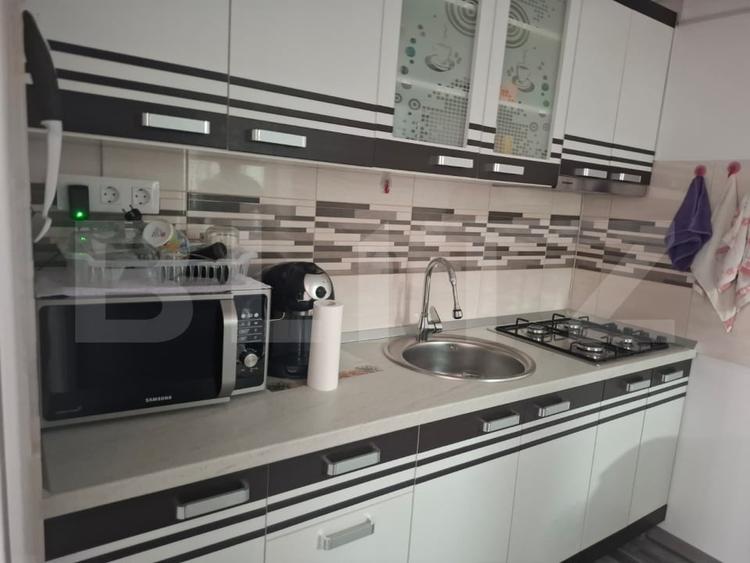 Apartament 3 camere, 63 mp, zona Găești - 10