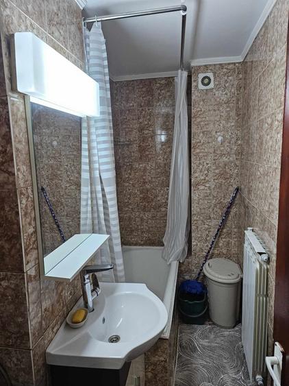 Garsonieră decomandată în Udeni-Zăvoi