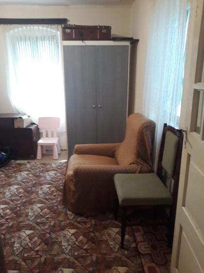 Casă cu 3 camere în Central
