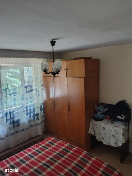 Apartament cu 2 camere semidecomandat în Cornișa