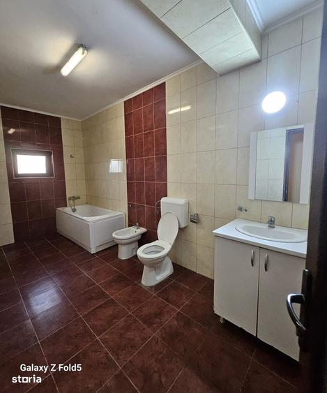 Casa de inchiriat pentru echipe muncitori, Episcopia Bihor - 5