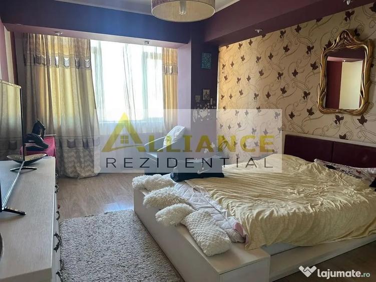 Apartament cu 3 camere decomandat în Berceni