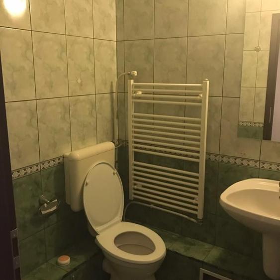 Apartament cu 3 camere decomandat, mobilat în Zorilor