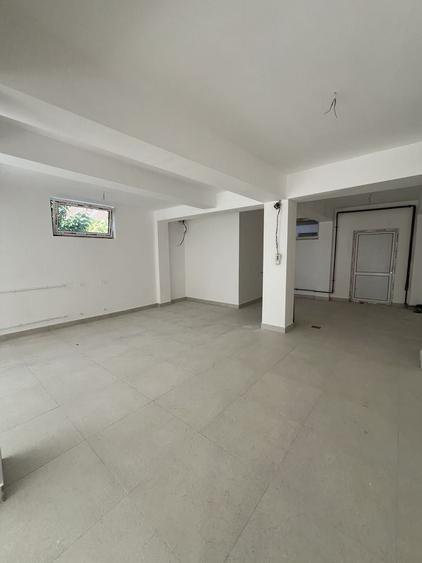 Spațiu comercial, de 80 mp, în Crihala