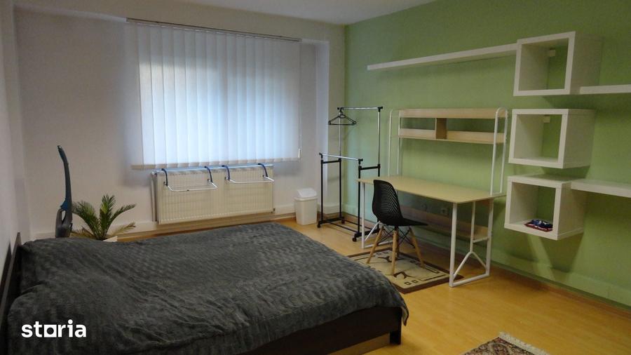 Apartament cu 3 camere în Mărăști