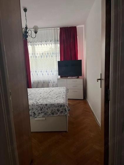 Apartament cu 2 camere semidecomandat în Pajura
