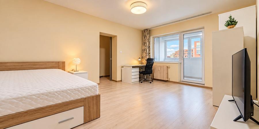 Apartament cu 2 camere decomandat, mobilat în Zorilor