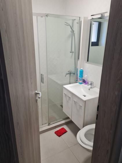 Apartament cu 2 camere semidecomandat în Exterior Sud