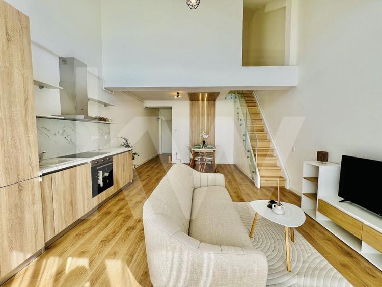 Apartament cu 2 camere semidecomandat în Cristian