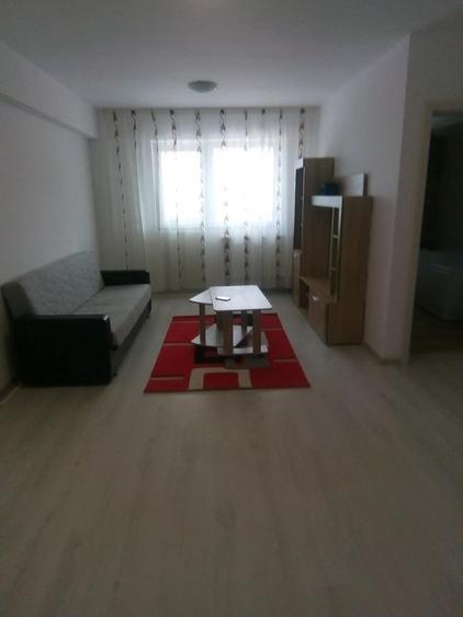 Apartament cu 2 camere semidecomandat în Cug