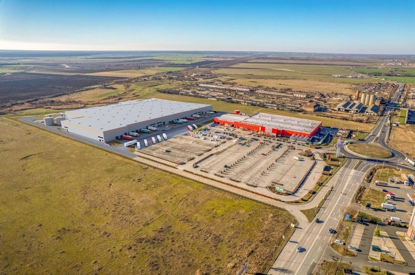 Spațiu industrial, de 2,683 mp, în Aurel Vlaicu
