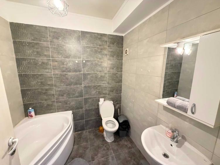 Apartament cu 2 camere decomandat, mobilat în Roșu