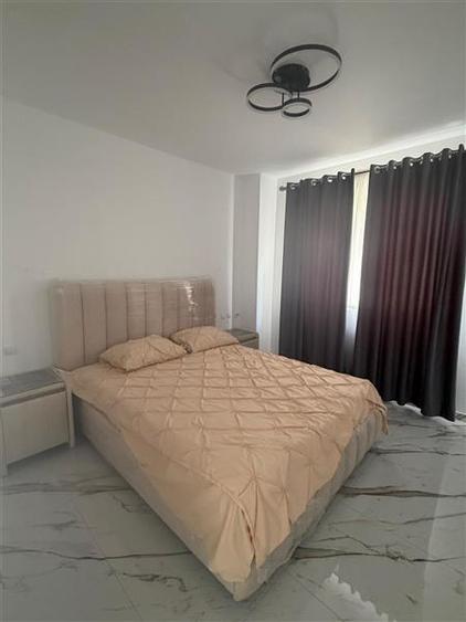 Apartament cu 3 camere decomandat în Exterior Sud