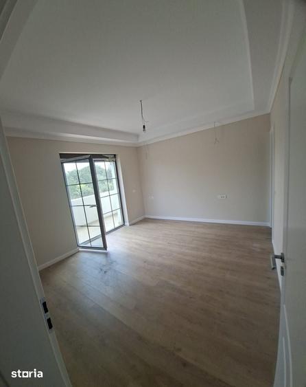 Duplex premium 5 camere, 3 bai, panouri fotovoltaice,Torontalului/ Meh - 9
