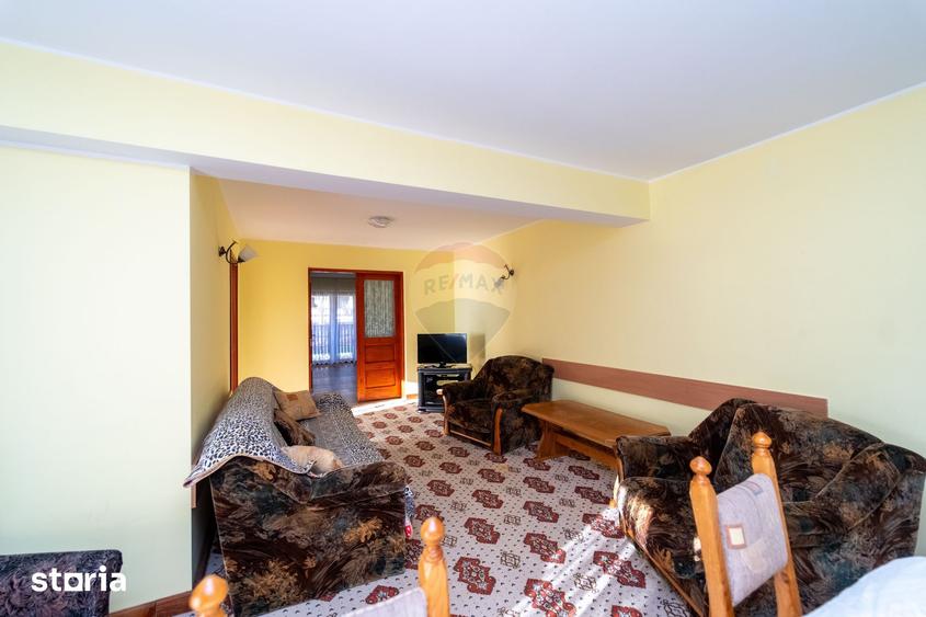 Casă cu Teren 1050 Mp în Cioplea