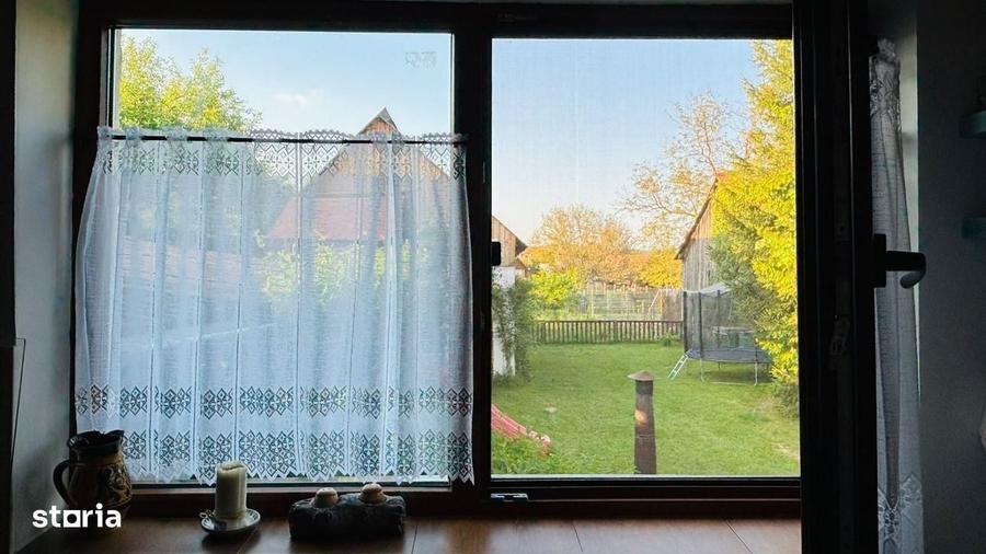 Casă cu 2 camere în Arpașu de Jos