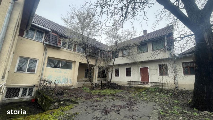 Spațiu comercial, de 744 mp, în Reghin