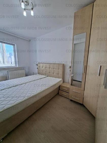 Apartament cu 2 camere decomandat în Tractorul