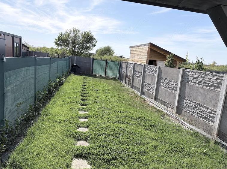 Casă cu 3 camere cu Teren 186 Mp în Moșnița Veche