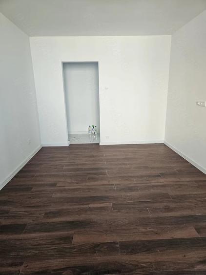 Apartament cu 3 camere semidecomandat în Progresul