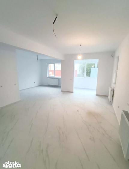 Spațiu comercial, de 42 mp, în Chiajna