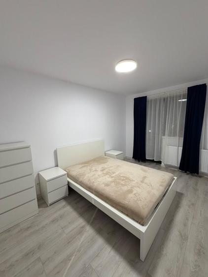 Apartament cu 2 camere decomandat în Titan