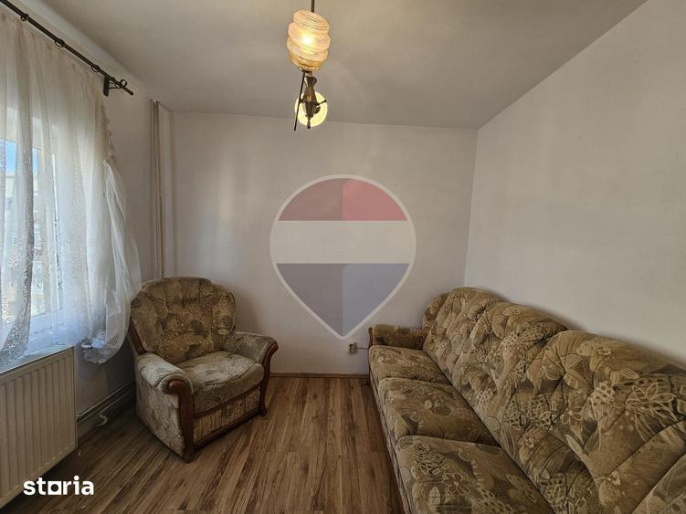 Apartament cu 7 camere în Central