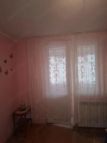 Apartament cu 2 camere semidecomandat în Micro 19