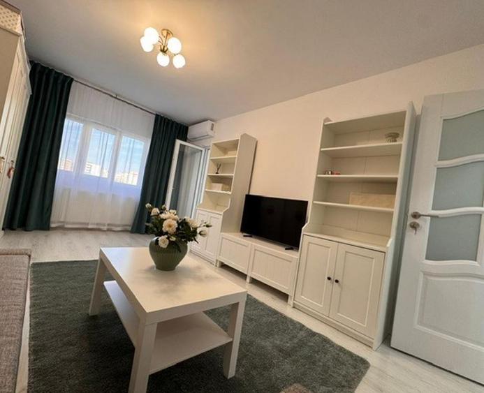 Garsonieră decomandată în Iancului