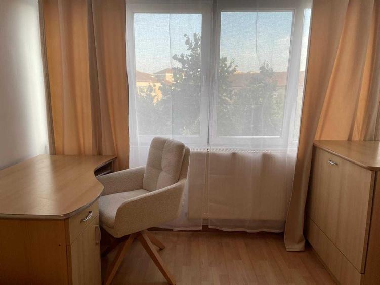 Garsonieră decomandată în Central