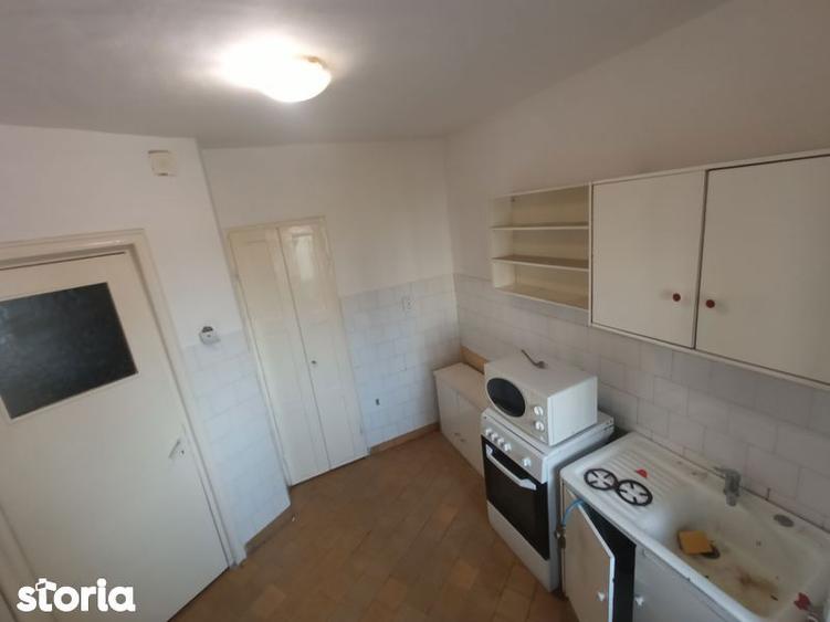Apartament cu 2 camere decomandat în Decebal