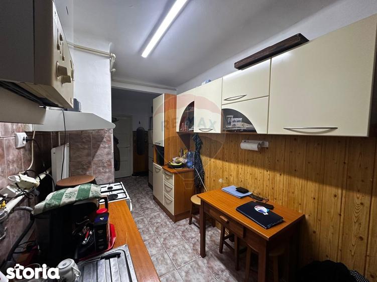 Apartament cu 2 camere decomandat, mobilat în Ultracentral