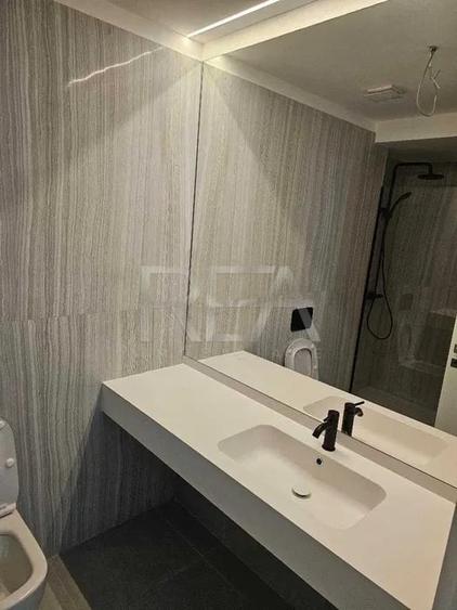 Apartament cu 2 camere decomandat în Aviației