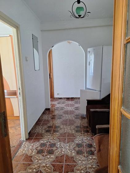 Apartament cu 2 camere decomandat în Alexandru cel Bun