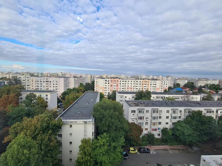 Garsonieră decomandată în Basarabia