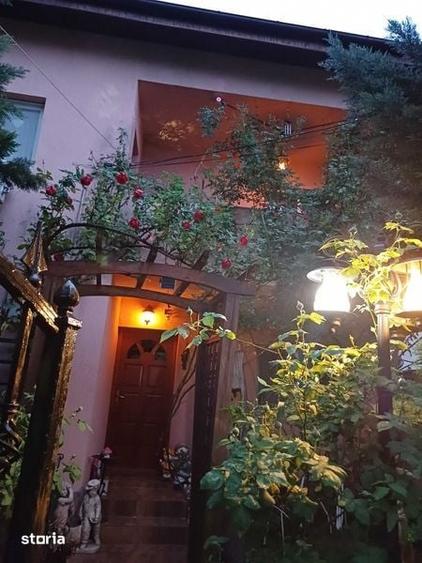 Casă cu 4 camere cu Teren 270 Mp în Central