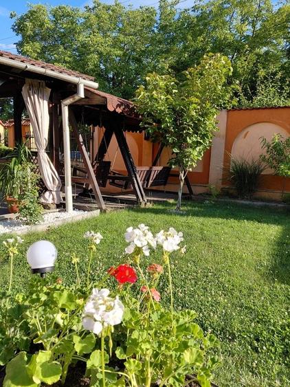 Casă cu 4 camere în Horea