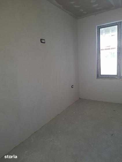 Casă cu 3 camere cu Teren 447 Mp în Central