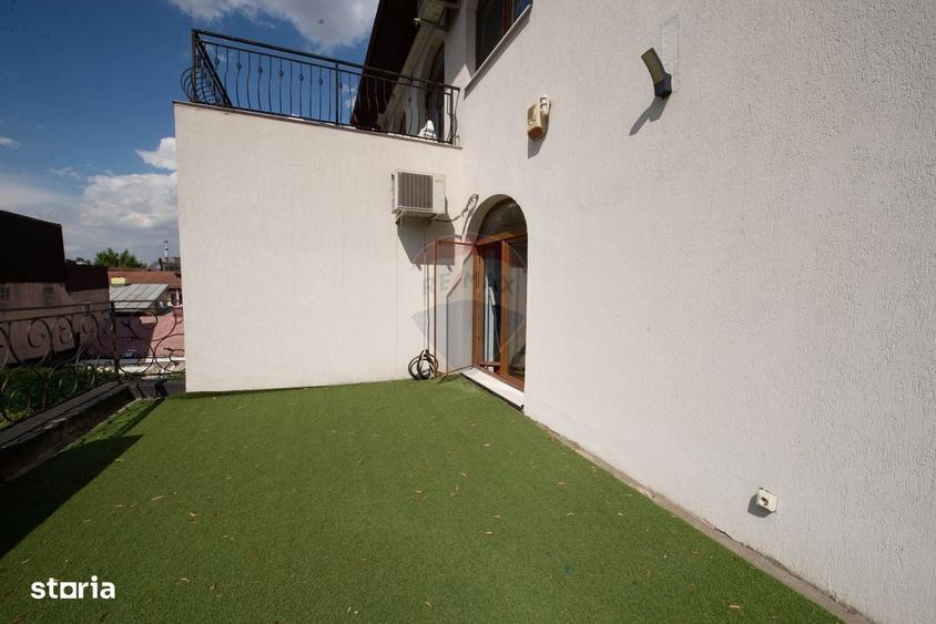Casa de vanzare 483mp suprafata totala si teren 494mp, Sector 1 - 4