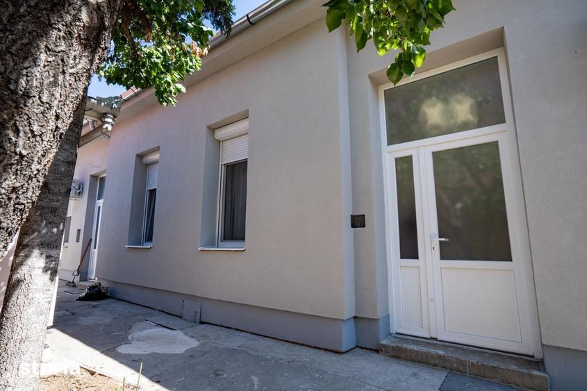 Casă cu 2 camere cu Teren 50 Mp în Sânmartin
