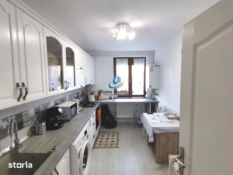 Apartament cu 2 camere decomandat în Est
